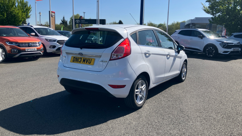 Ford Fiesta 1.0 EcoBoost Zetec 5dr Petrol Hatchback